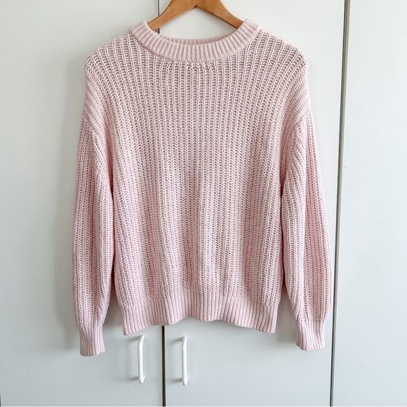 Wilfred Aritzia Light Pink Crew Neck Knit Sweater ✨ Sz M - Picture 1 of 6
